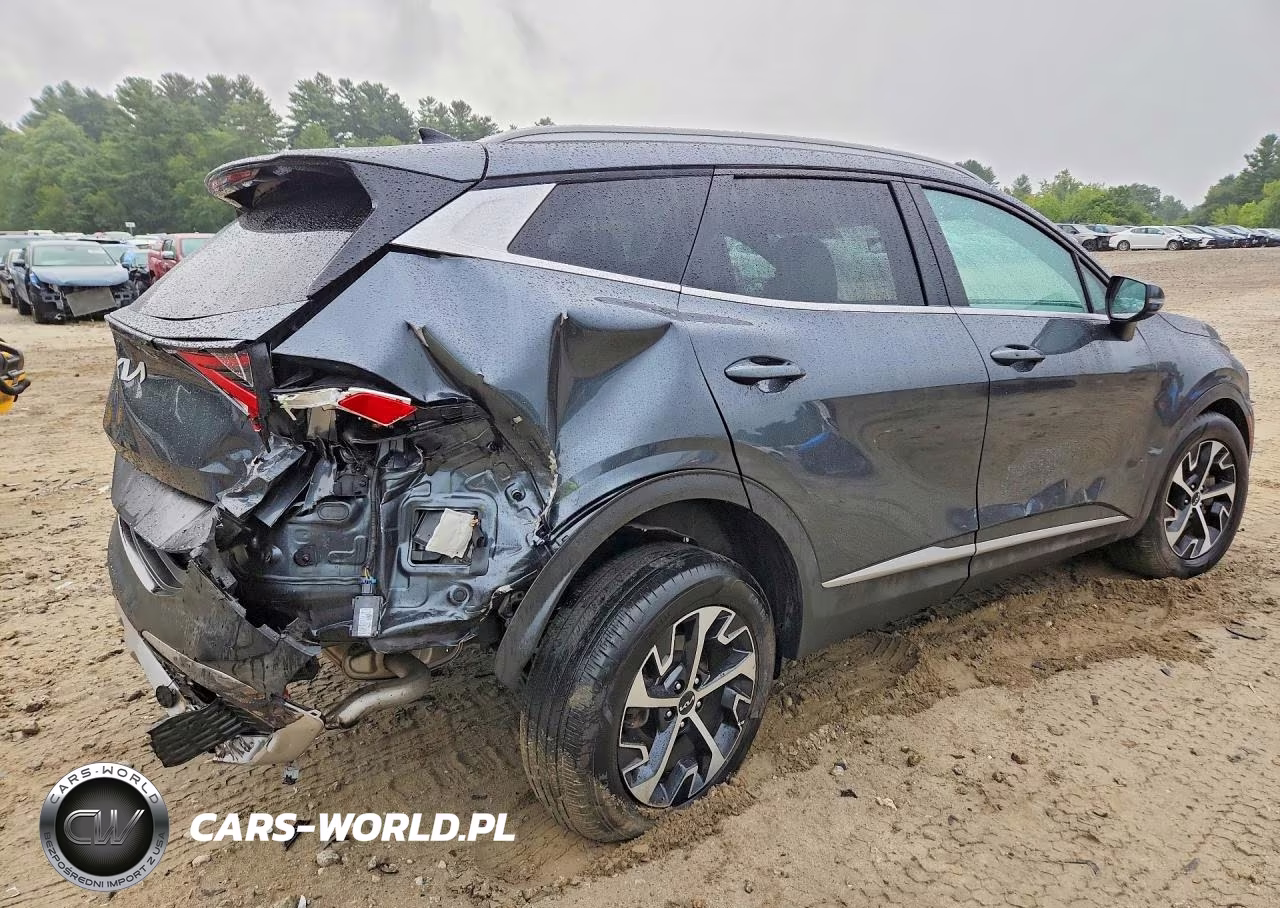 2023 Kia Sportage Ex VIN:KNDPVCAG8P7090593 - 3