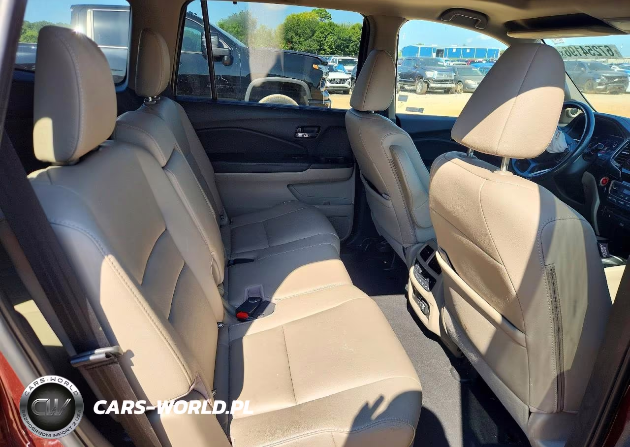 2021 Honda Pilot Touring VIN:5FNYF5H9XMB040272 - 11