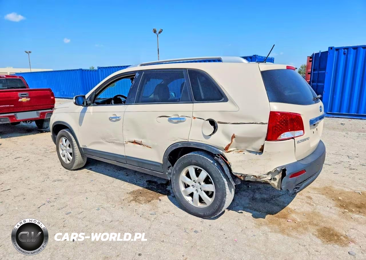2011 Kia Sorento Lx VIN:5XYKTDA13BG022943 - 2