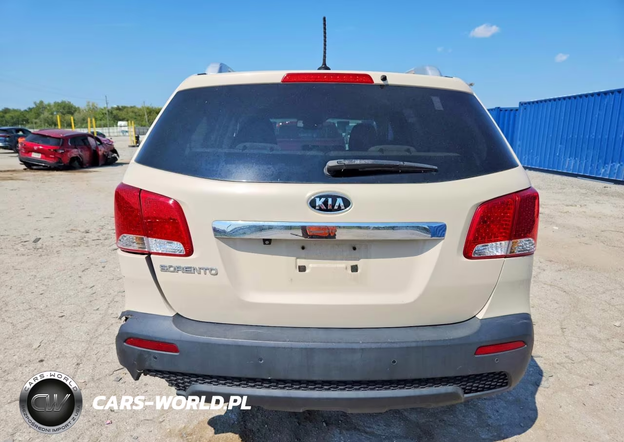 2011 Kia Sorento Lx VIN:5XYKTDA13BG022943 - 6