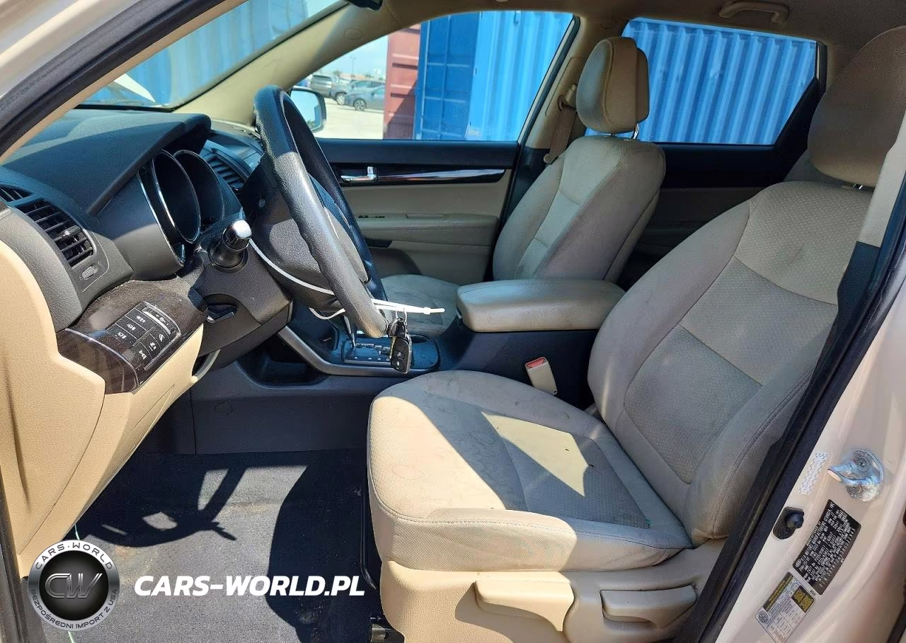 2011 Kia Sorento Lx VIN:5XYKTDA13BG022943 - 7