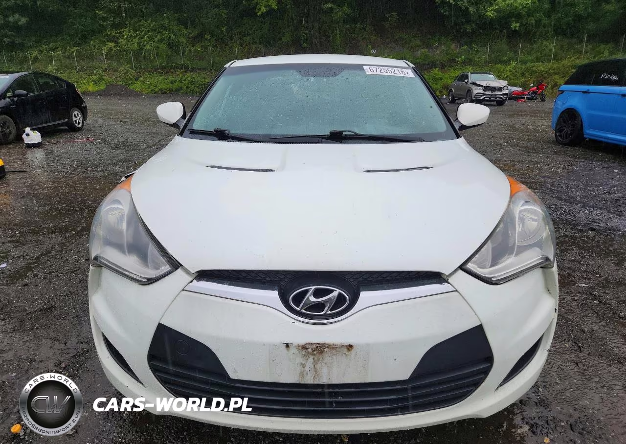 2013 Hyundai Veloster Base VIN:KMHTC6AD3DU106218 - 5