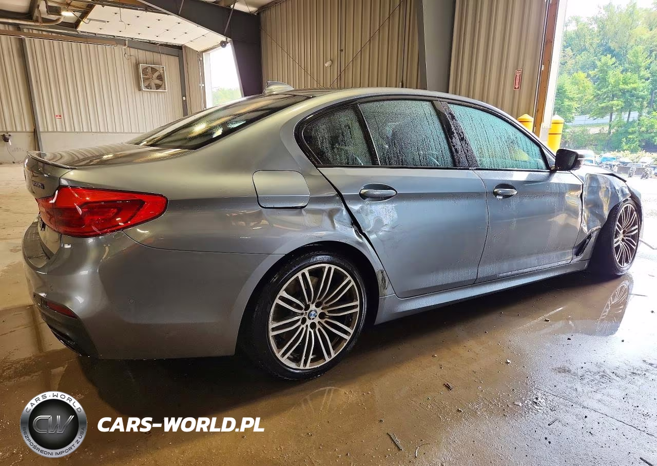 2019 BMW M550Xi VIN:WBAJB9C54KB288622 - 3