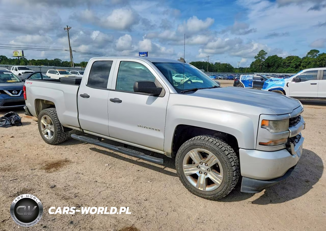 2016 Chevrolet Silverado K1500 Custom VIN:1GCVKPEC8GZ213201 - 4