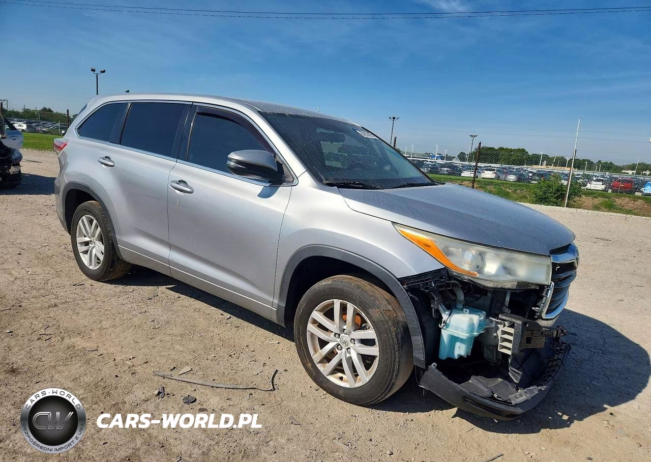 2014 Toyota Highlander Le VIN:5TDZARFH9ES006356 - 4