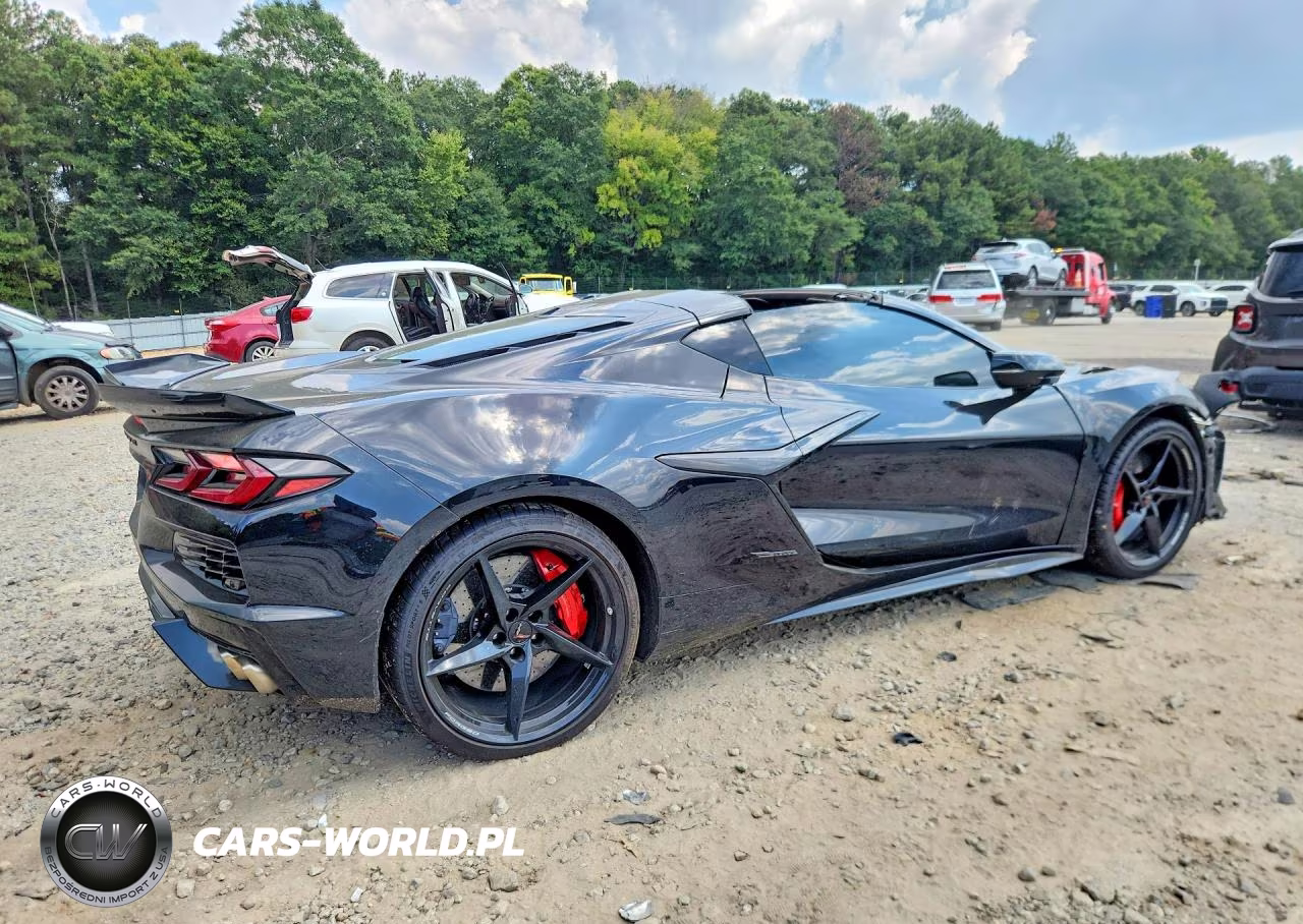 2025 Chevrolet Corvette E-Ray 2Lz VIN:1G1YL2D4XS5502273 - 3