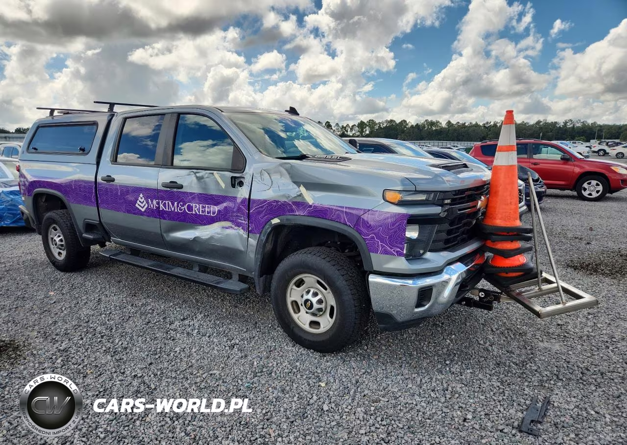 2024 Chevrolet Silverado K2500 Heavy Duty VIN:1GC4YLE70RF197652 - 4