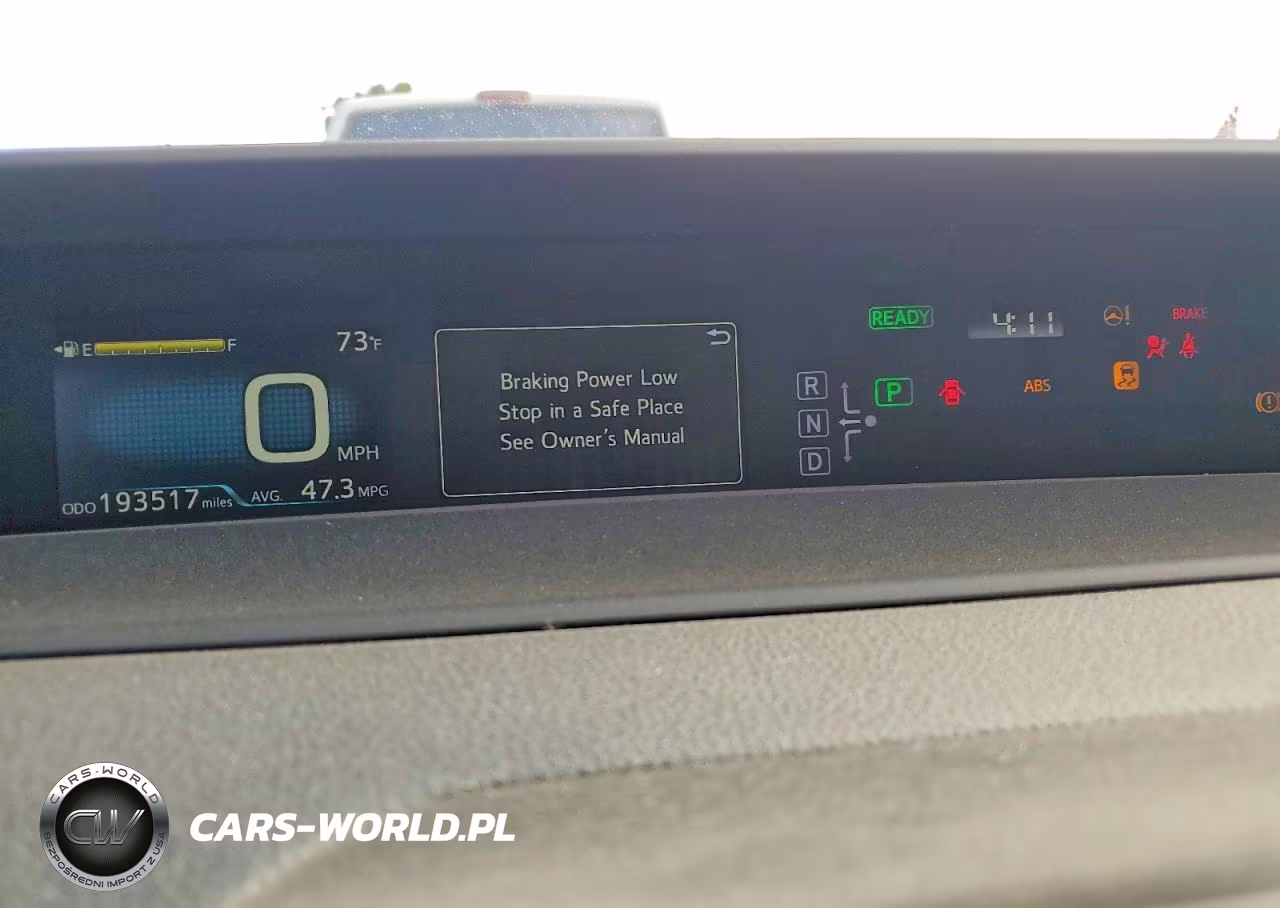 2017 Toyota Prius Two VIN:JTDKBRFU6H3542280 - 9