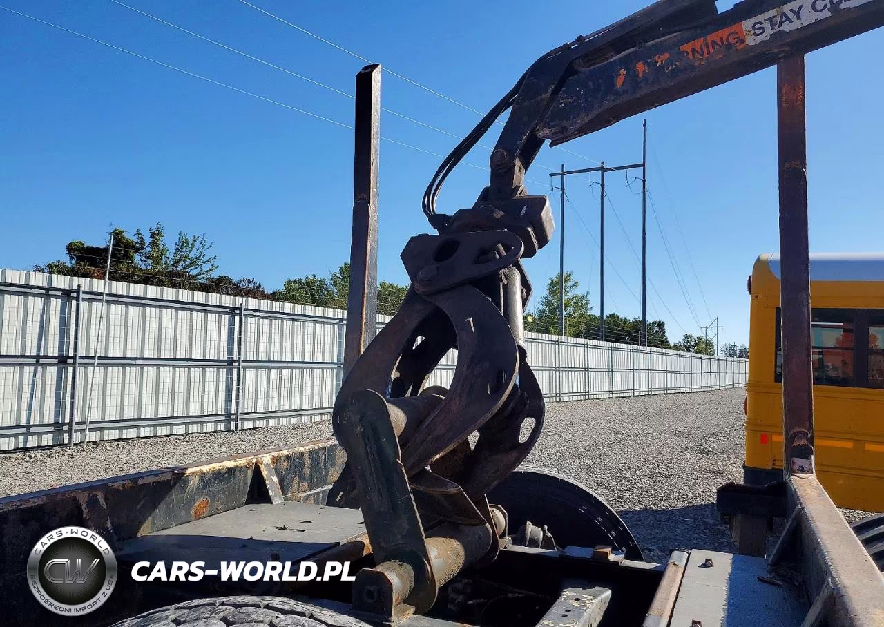 2023 Kenworth T880 Log Loader Truck VIN:1NKZX4TX3PJ247275 - 11