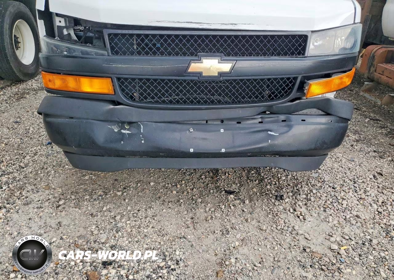 2023 Chevrolet Express Box Truck VIN:1GB0GRFP7P1116745 - 13