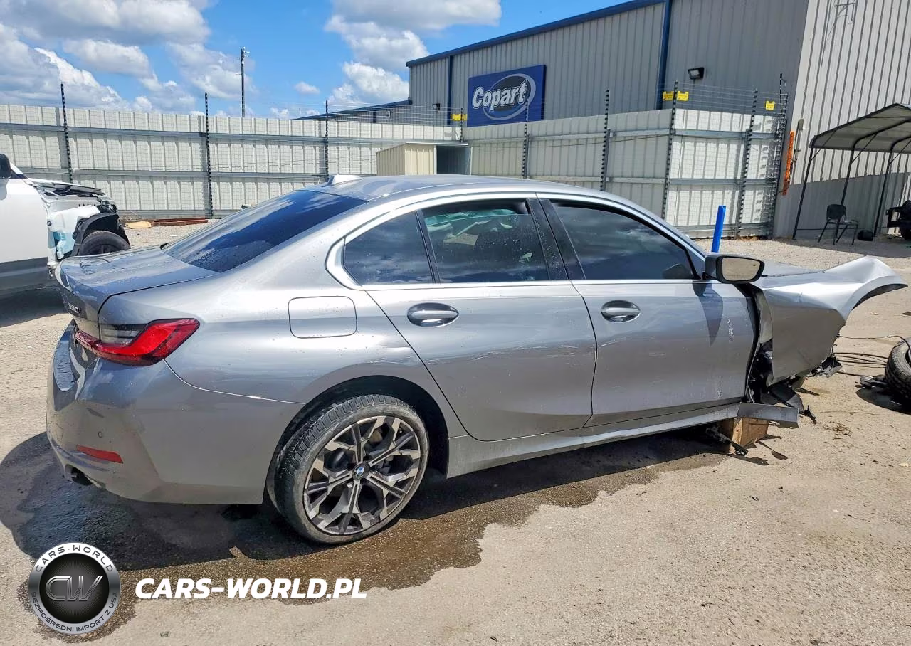 2025 BMW 330Xi VIN:3MW89CW04S8F82661 - 3