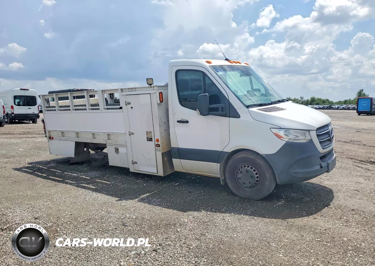 2019 Mercedes-Benz Sprinter 3500-4500 VIN:WDAPF3CD5KN031251 - 4