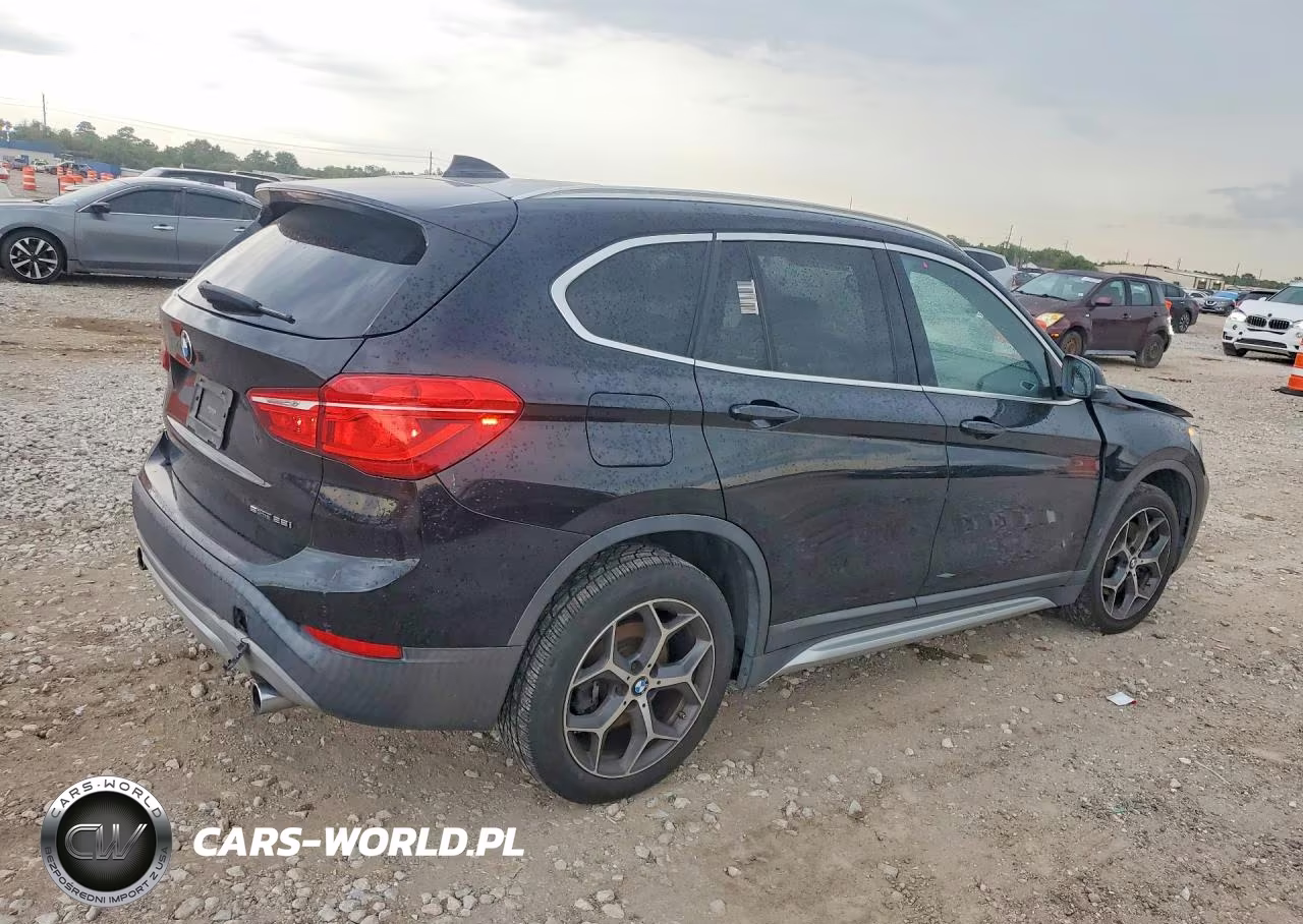 2018 BMW X1 Sdrive28I VIN:WBXHU7C30J5L06774 - 3