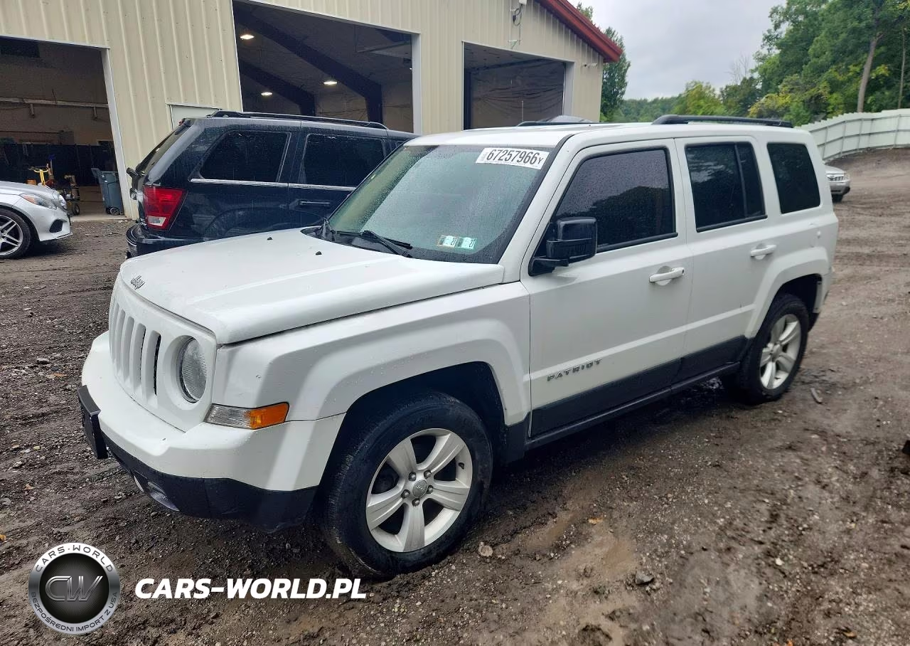 2016 Jeep Patriot Latitude VIN:1C4NJRFBXGD657830 - 1