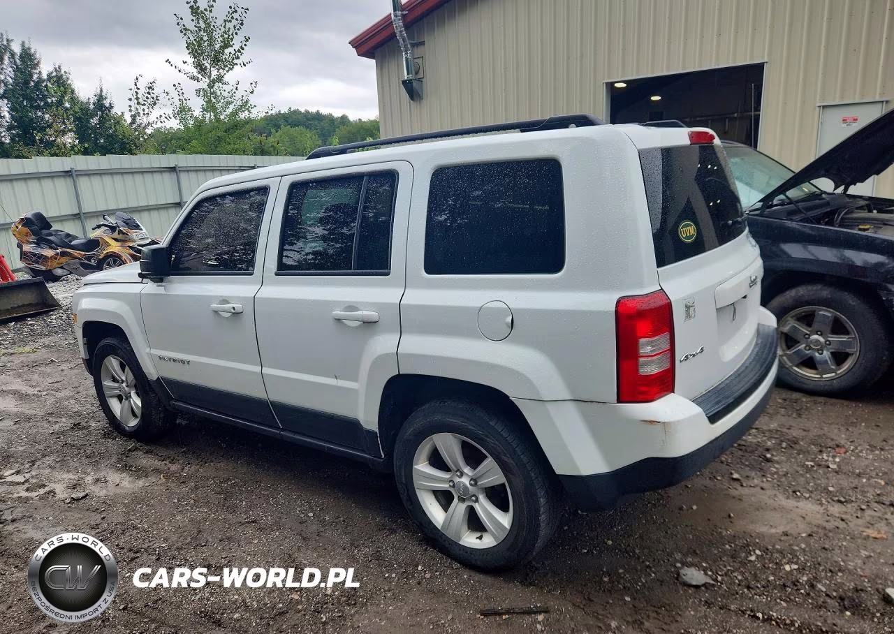 2016 Jeep Patriot Latitude VIN:1C4NJRFBXGD657830 - 2
