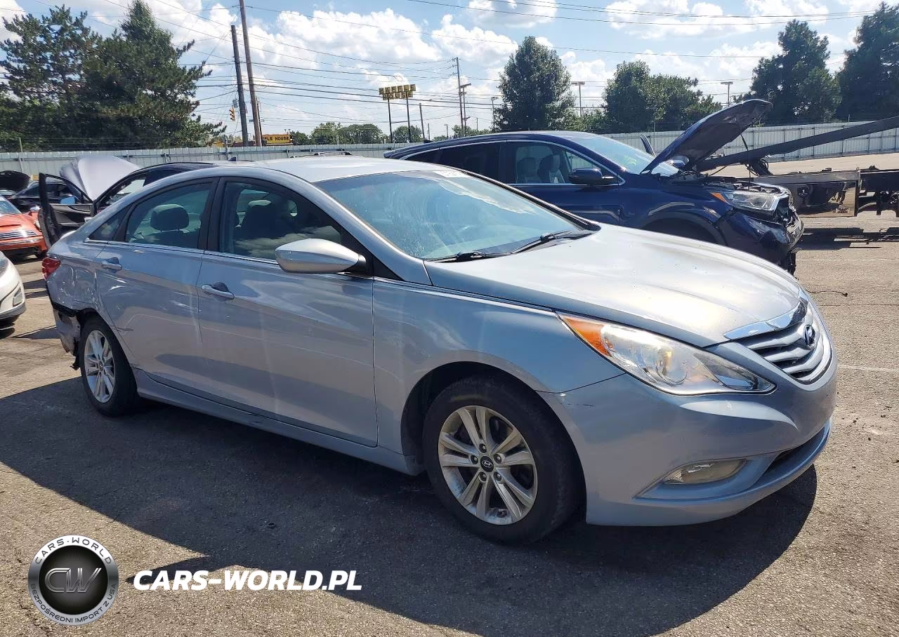 2013 Hyundai Sonata Gls VIN:5NPEB4AC9DH646243 - 4