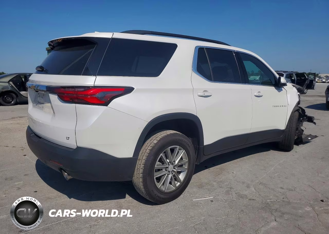 2023 Chevrolet Traverse Lt VIN:1GNERGKW5PJ142748 - 3