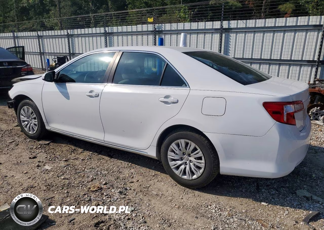2012 Toyota Camry Le VIN:4T1BF1FK5CU512030 - 2