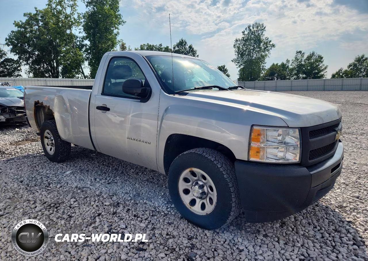 2011 Chevrolet Silverado C1500 VIN:1GCNCPEX0BZ349038 - 4