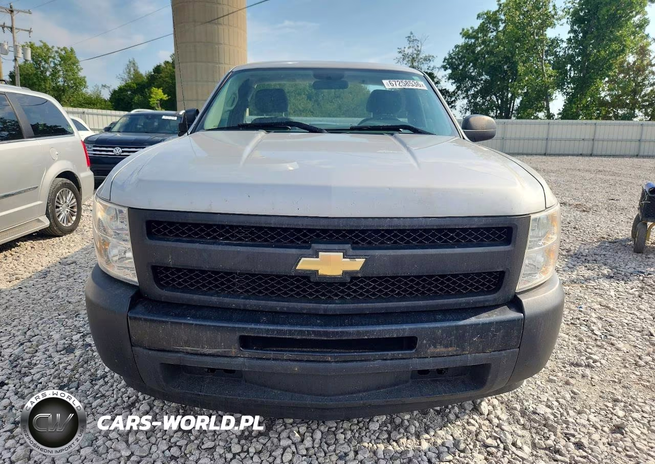 2011 Chevrolet Silverado C1500 VIN:1GCNCPEX0BZ349038 - 5
