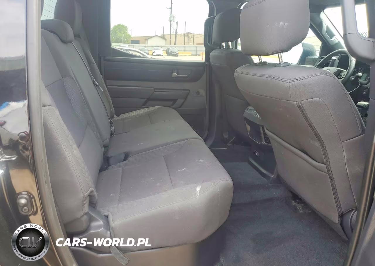 2026 Toyota Tundra Sr5 VIN:5TFLA5ABXTX058152 - 10