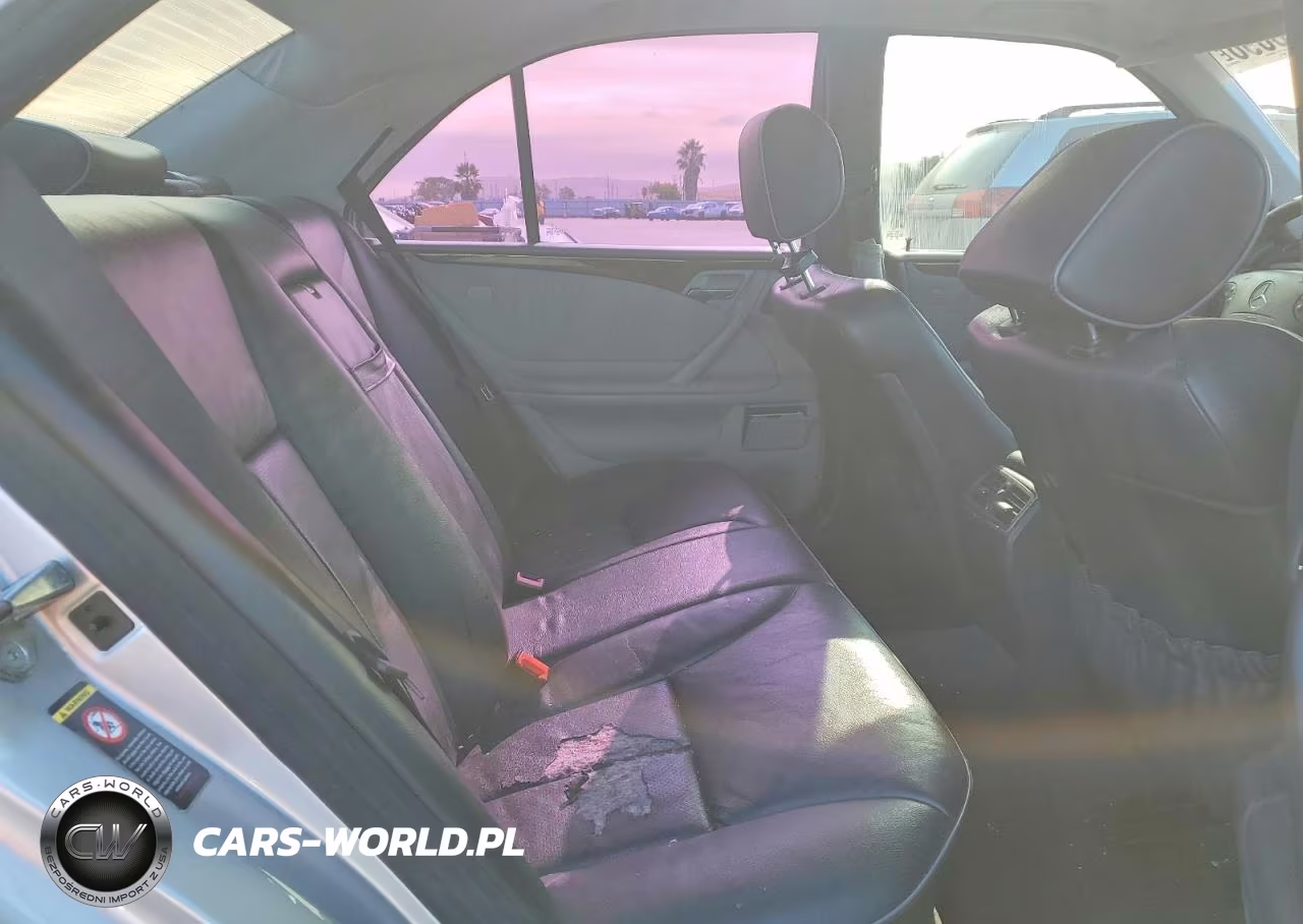 2000 Mercedes-Benz E 320 VIN:WDBJF65J8YB090763 - 10
