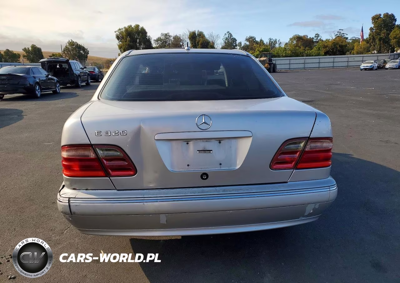 2000 Mercedes-Benz E 320 VIN:WDBJF65J8YB090763 - 6