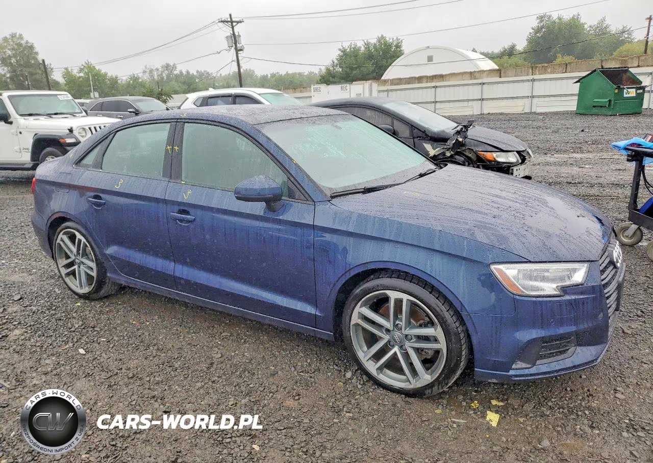 2020 Audi A3 Premium VIN:WAUAUGFF2LA102585 - 4
