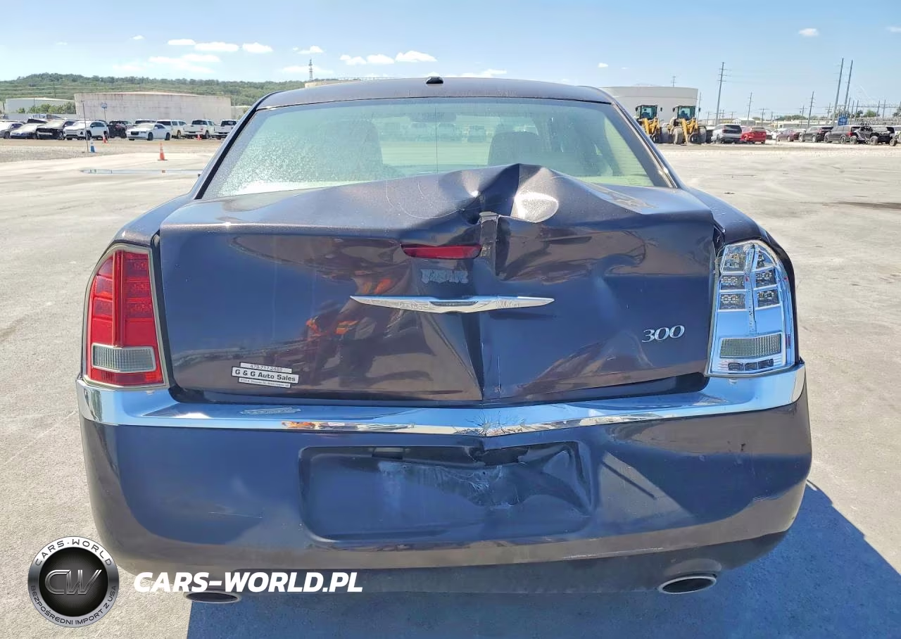 2013 Chrysler 300 VIN:2C3CCAAG4DH565752 - 6