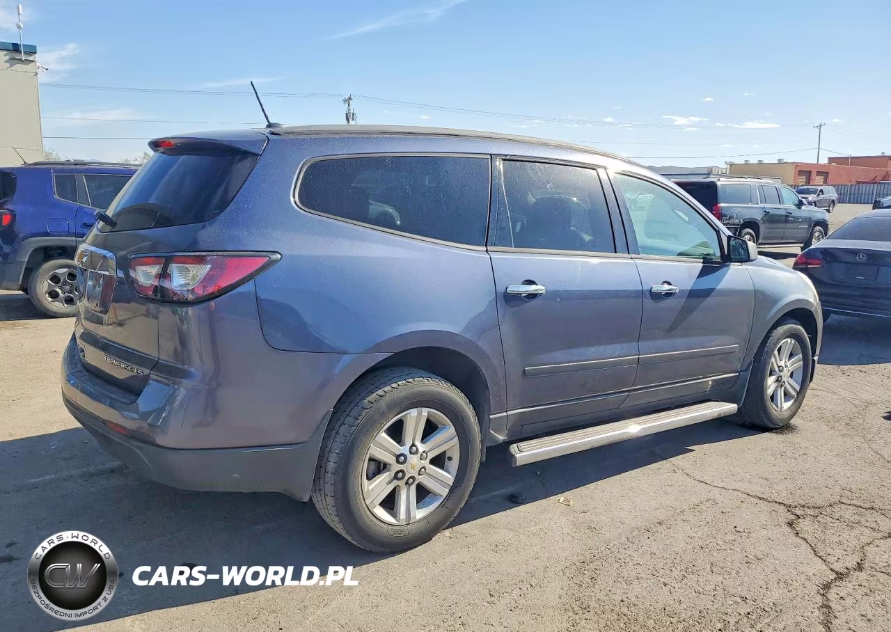 2014 Chevrolet Traverse Ls VIN:1GNKRFKD0EJ101419 - 3