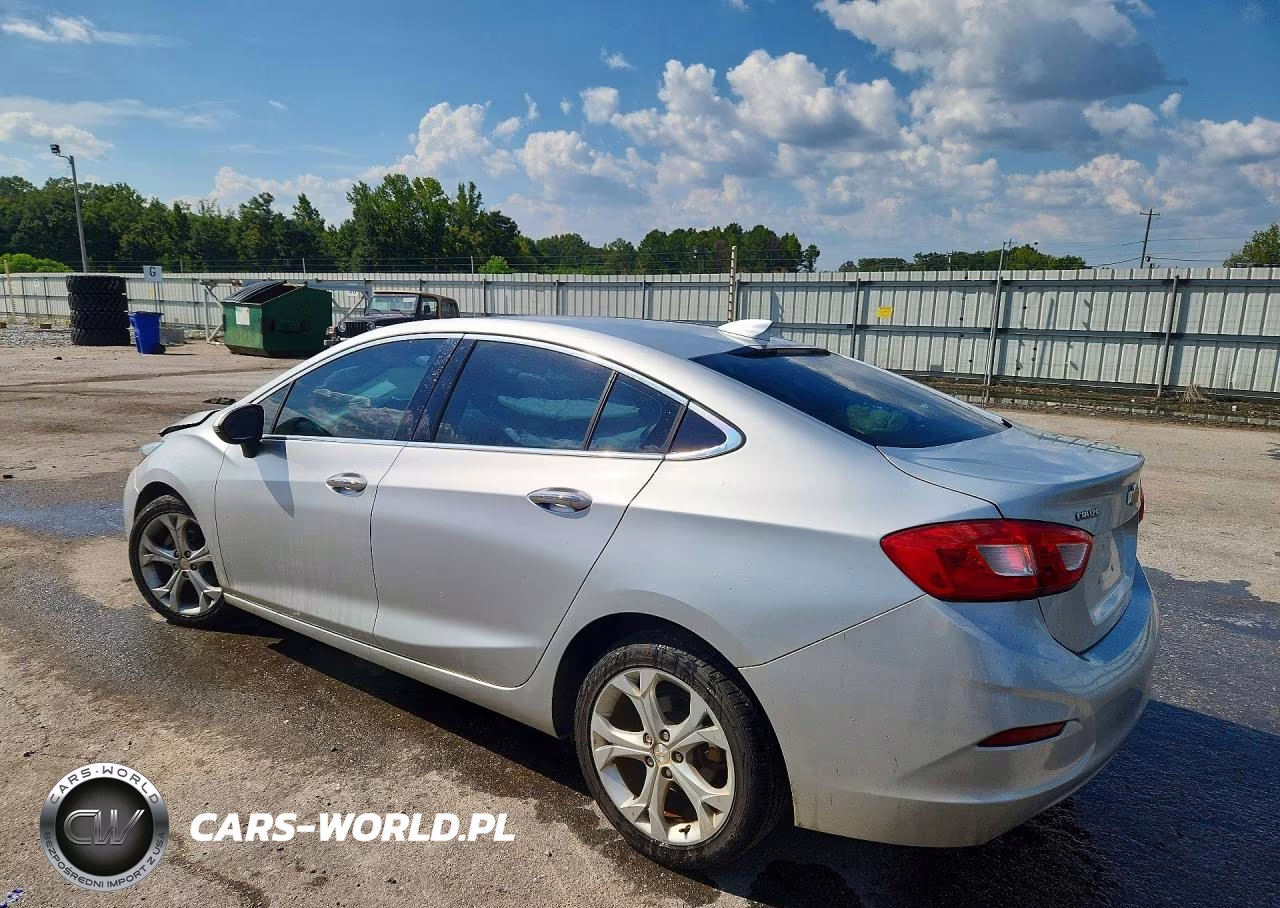2017 Chevrolet Cruze Premier VIN:1G1BF5SM7H7230148 - 2