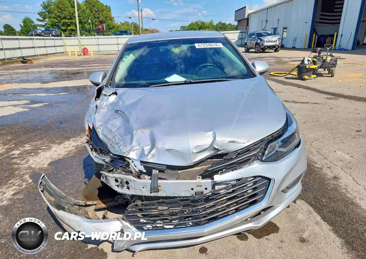 2017 Chevrolet Cruze Premier VIN:1G1BF5SM7H7230148 - 5