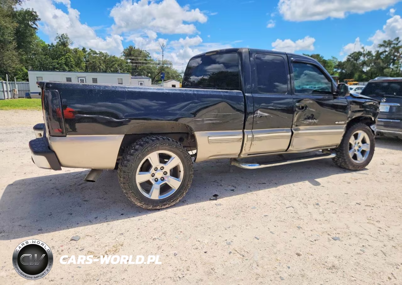 2002 Chevrolet Silverado C1500 VIN:2GCEC19V921289968 - 3