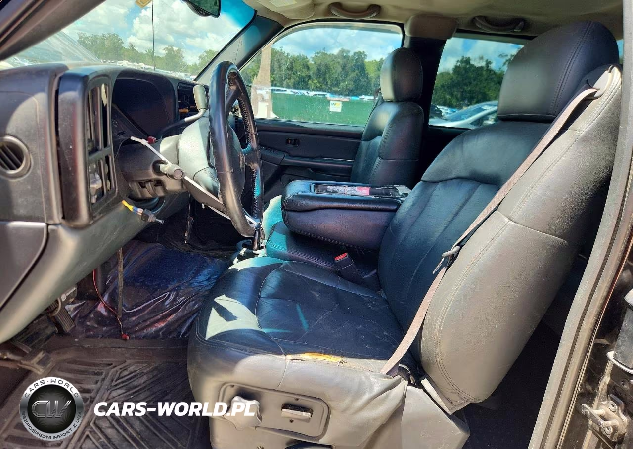 2002 Chevrolet Silverado C1500 VIN:2GCEC19V921289968 - 7