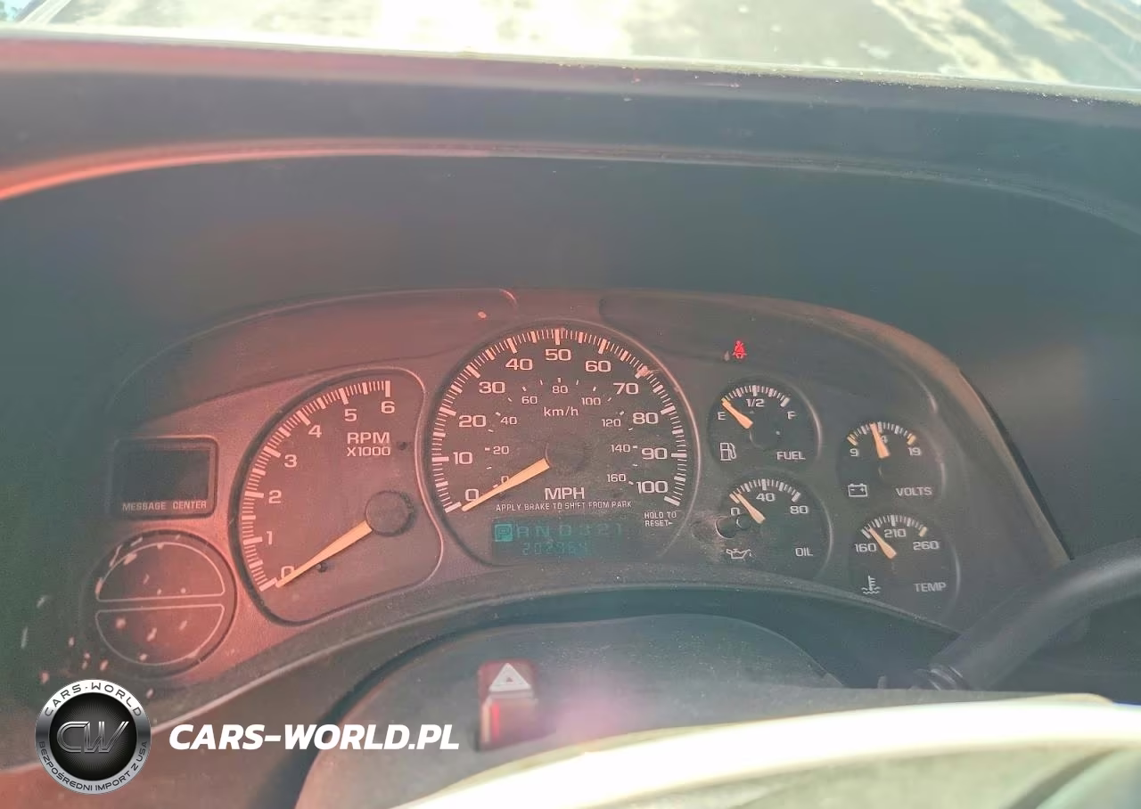 2002 Chevrolet Silverado C1500 VIN:2GCEC19V921289968 - 9
