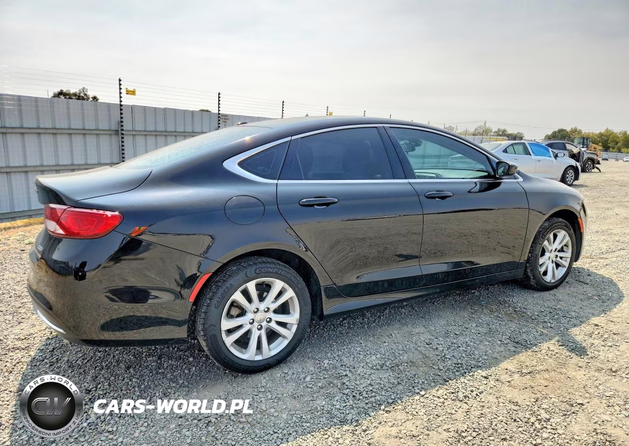 2016 Chrysler 200 Limited VIN:1C3CCCABXGN155212 - 3