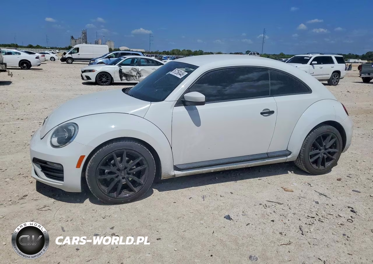 2017 Volkswagen Beetle VIN:3VWF17AT7HM624845 - 1