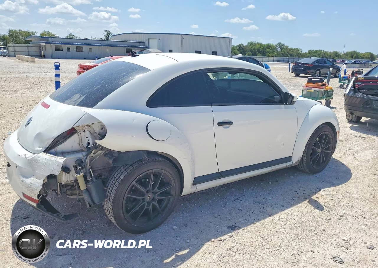 2017 Volkswagen Beetle VIN:3VWF17AT7HM624845 - 3