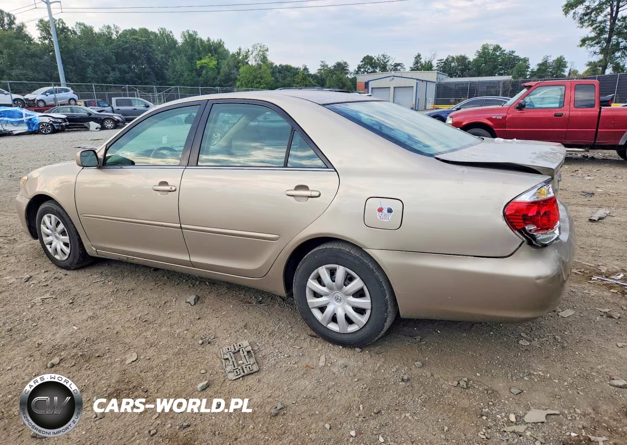 2005 Toyota Camry Le VIN:4T1BE32K95U096040 - 2
