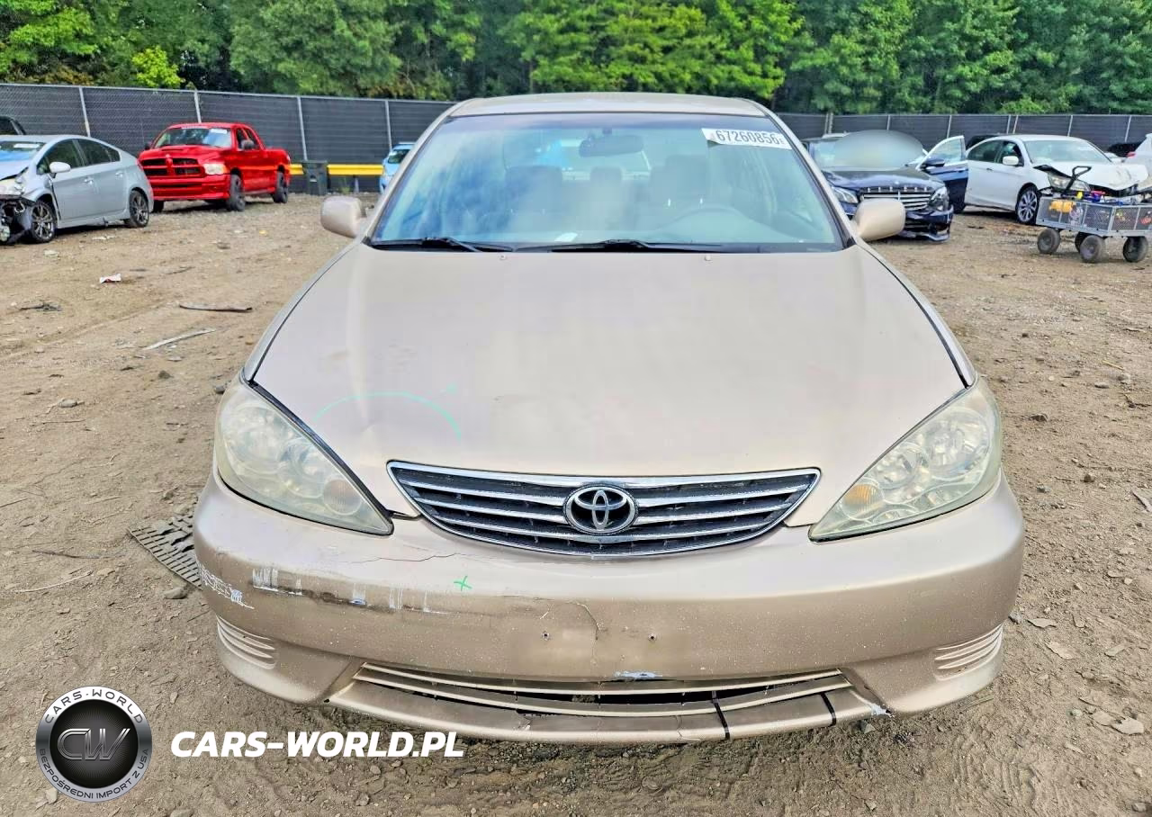 2005 Toyota Camry Le VIN:4T1BE32K95U096040 - 5
