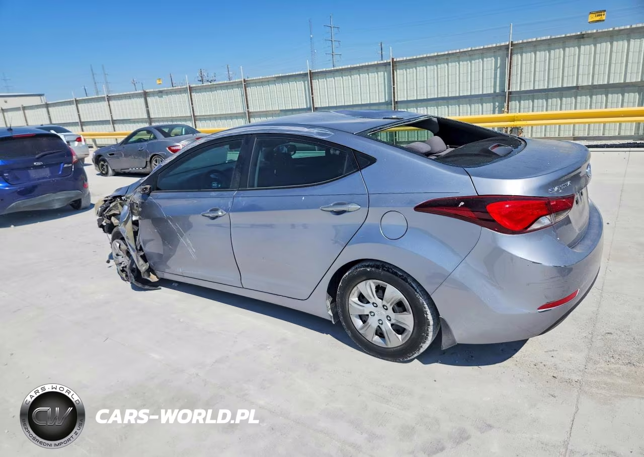 2016 Hyundai Elantra Se VIN:5NPDH4AE5GH755895 - 2