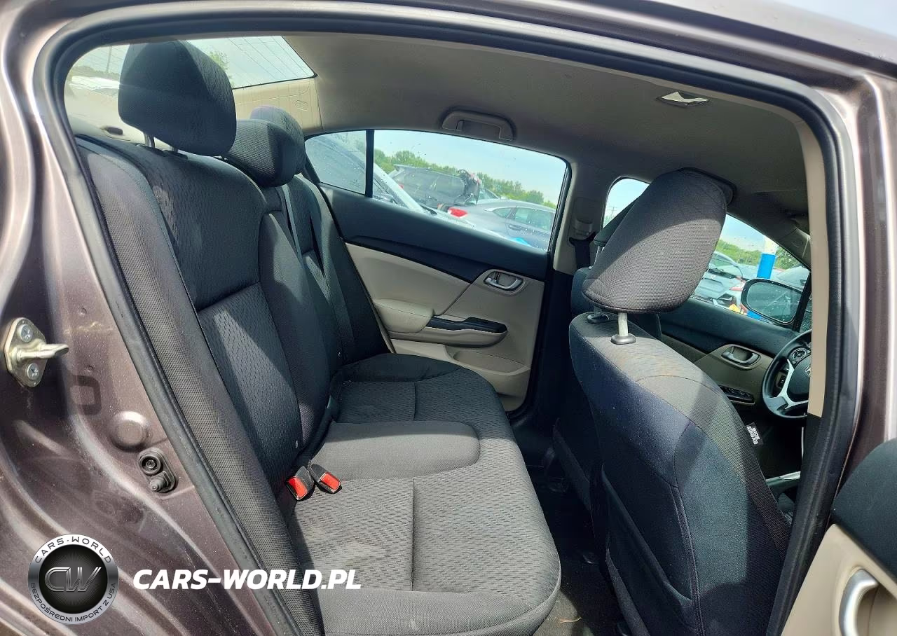 HONDA CIVIC VIN:19XFB2F55EE074144 - 10