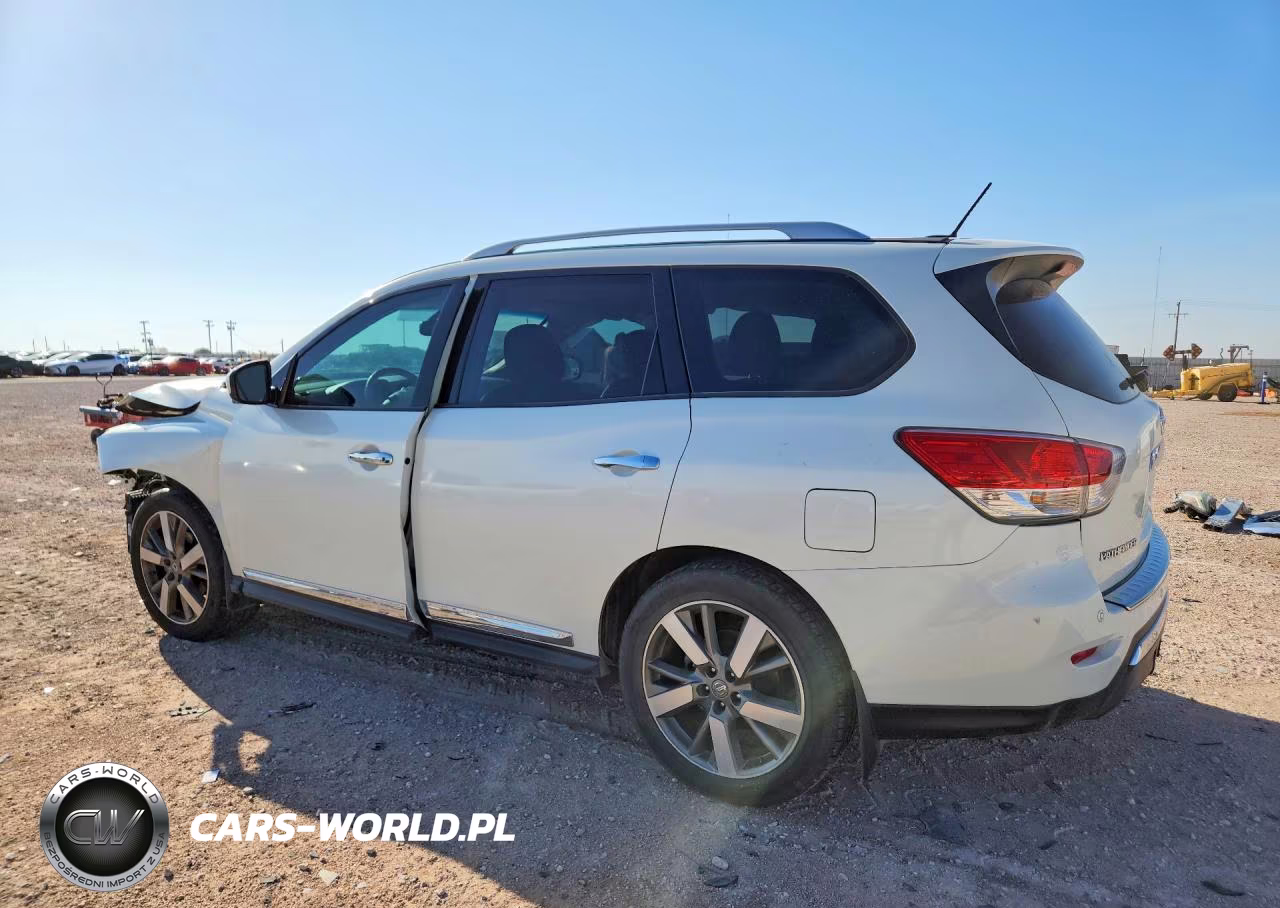 2015 Nissan Pathfinder S VIN:5N1AR2MM7FC692568 - 2