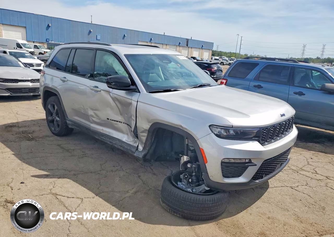 2025 Jeep Grand Cherokee Limited VIN:1C4RJHBG3SC310481 - 4