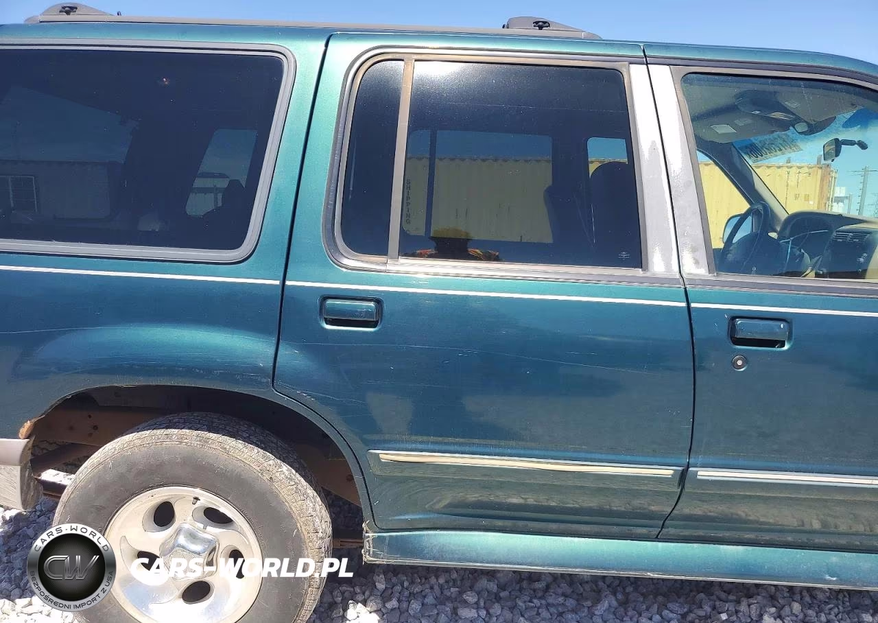 1997 Ford Explorer VIN:1FMDU32E4VZC11040 - 11