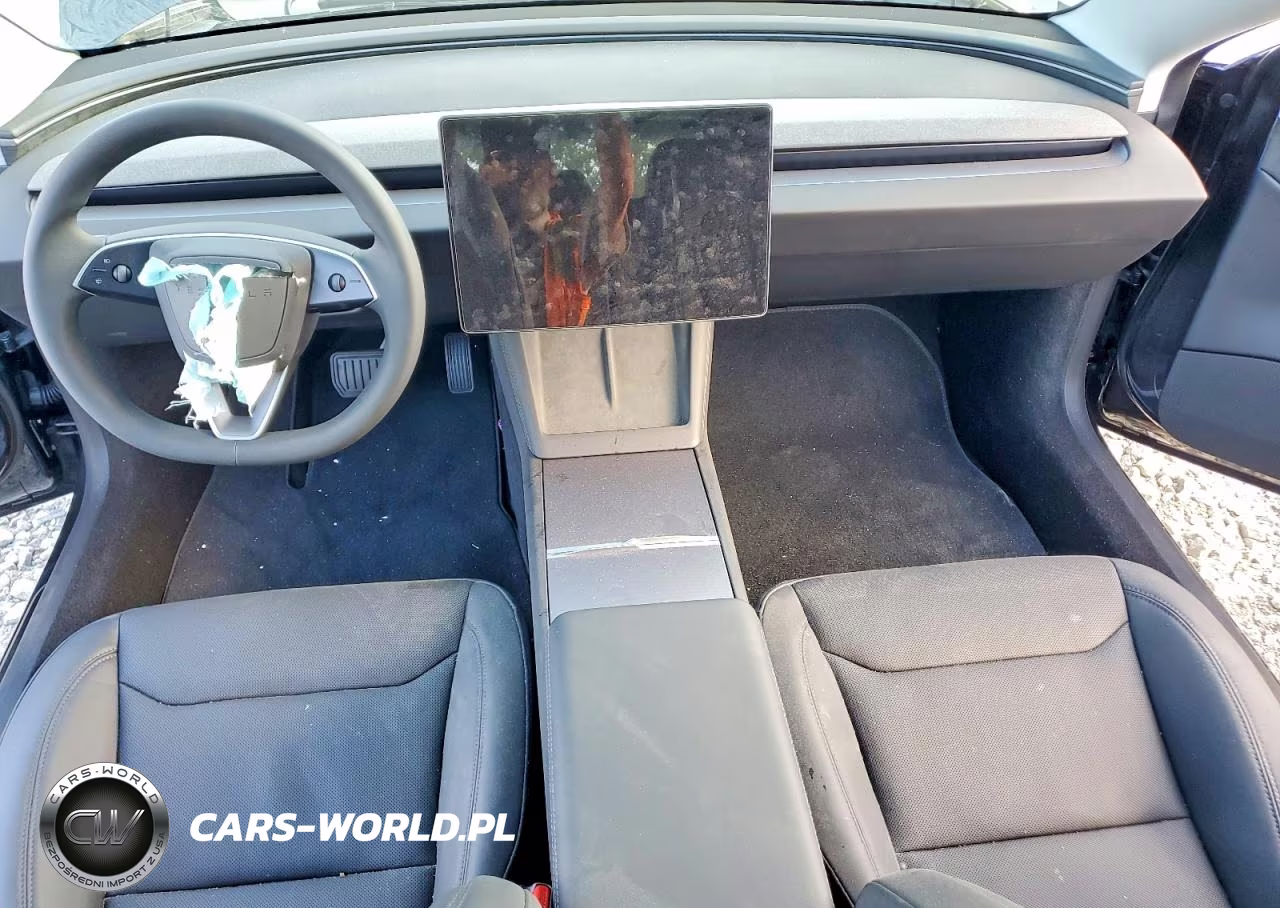 2026 Tesla Model 3 VIN:5YJ3E1EB0TF214801 - 8