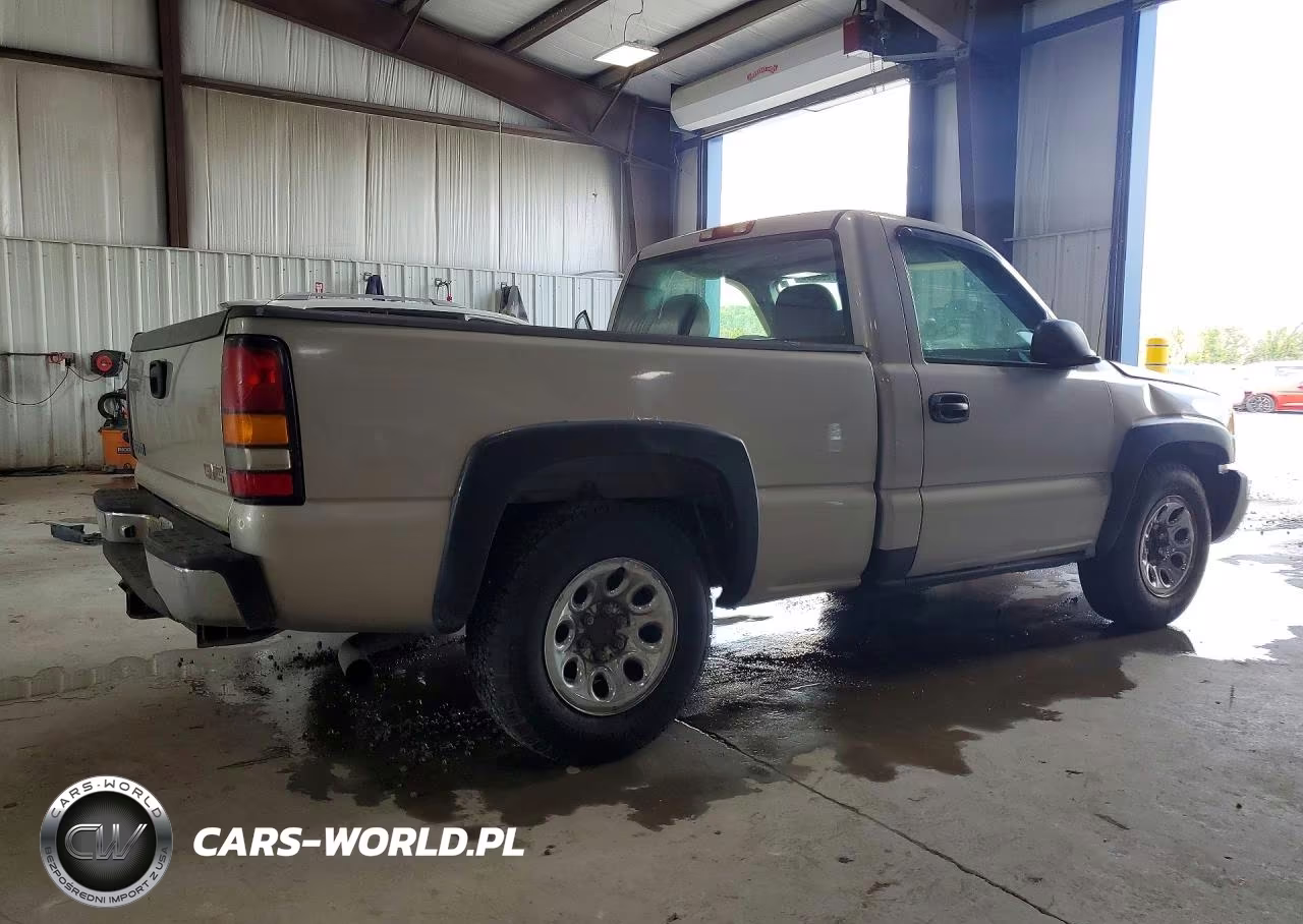 2005 GMC New Sierra C1500 VIN:1GTEC14X55Z323781 - 3