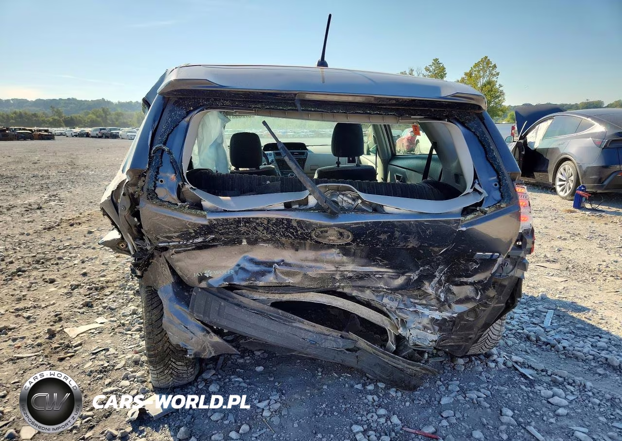 2017 Toyota Prius V Two VIN:JTDZN3EU6HJ066998 - 6