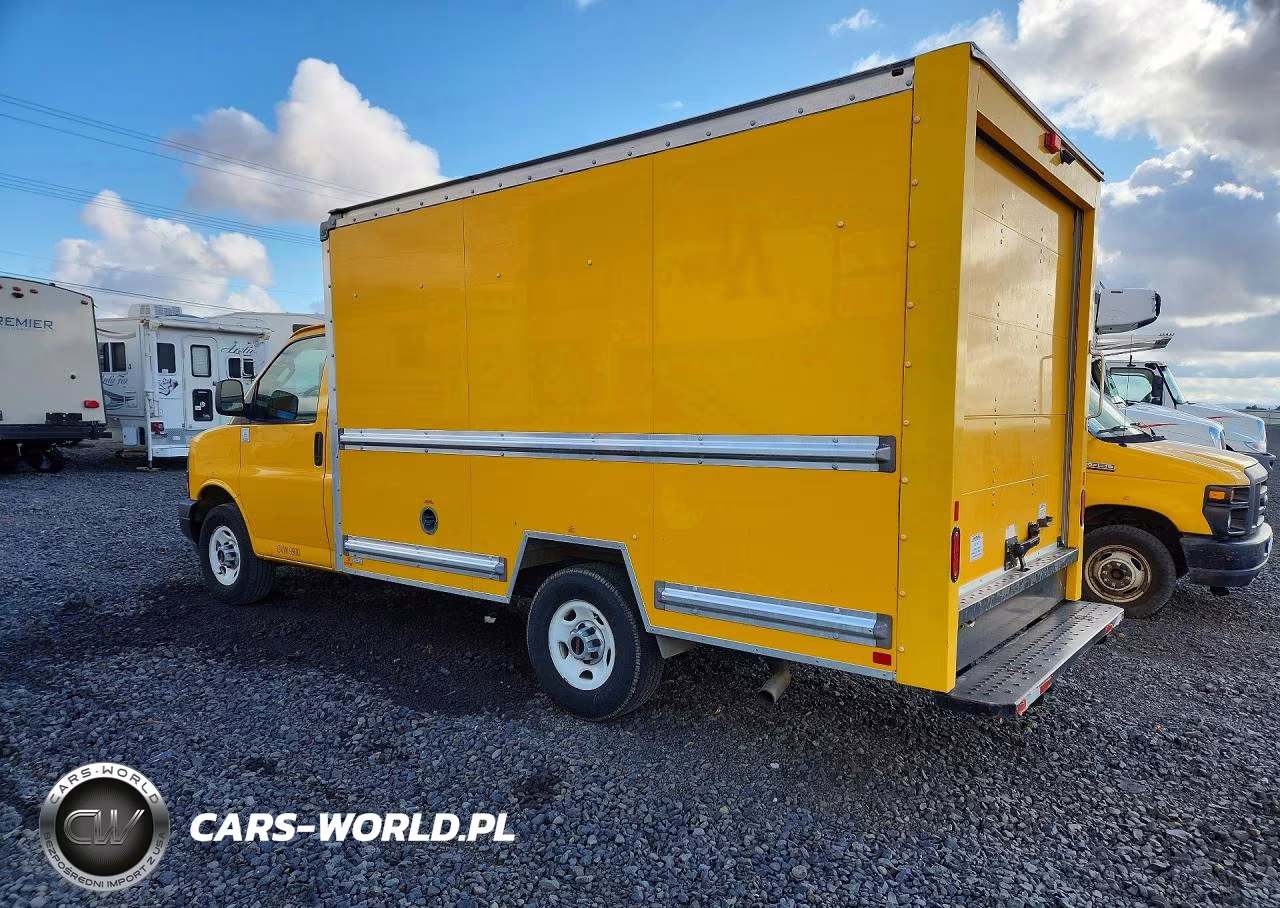 2022 GMC Savana Box Truck VIN:1GD07RFP2N1161922 - 2