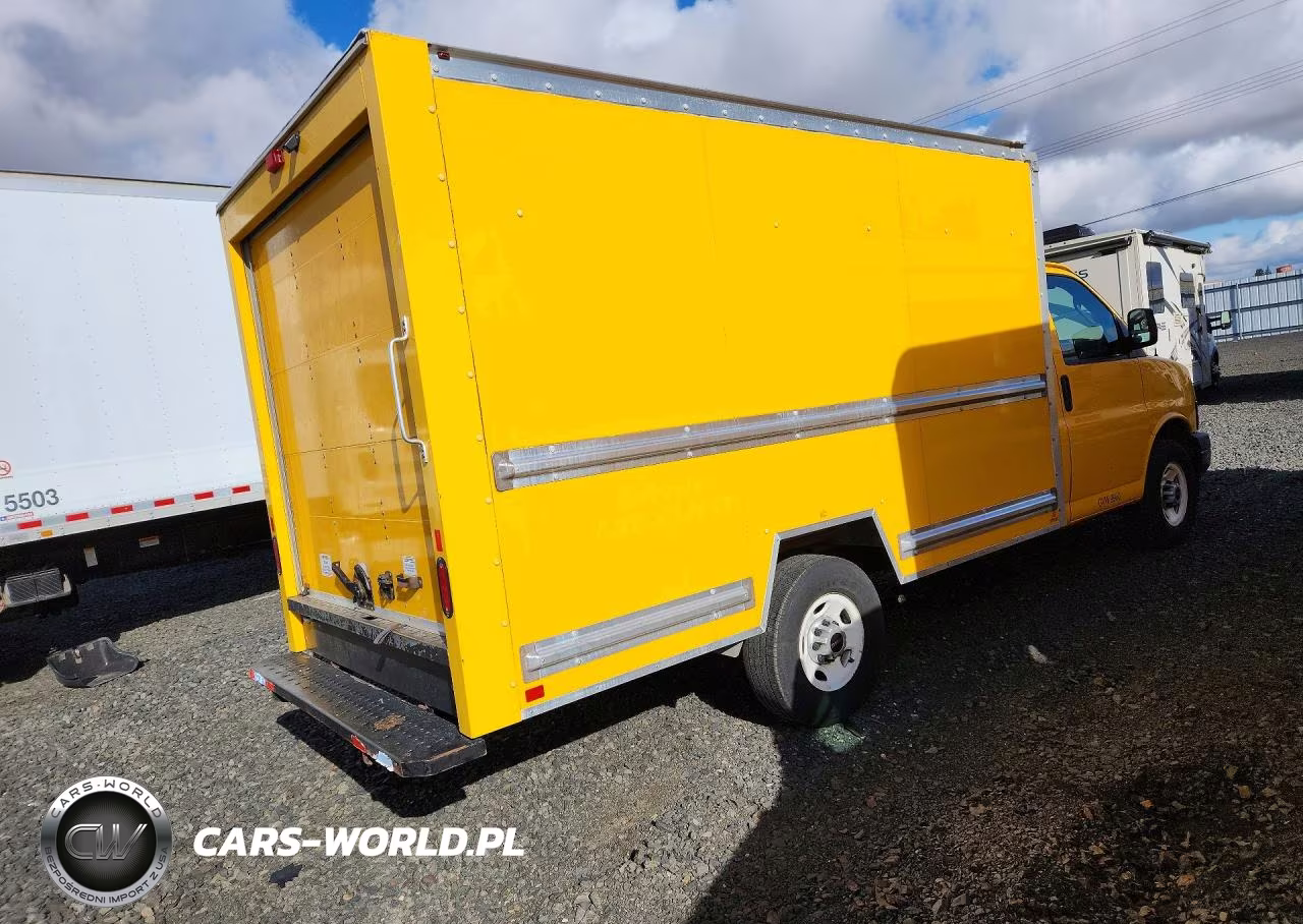2022 GMC Savana Box Truck VIN:1GD07RFP2N1161922 - 3